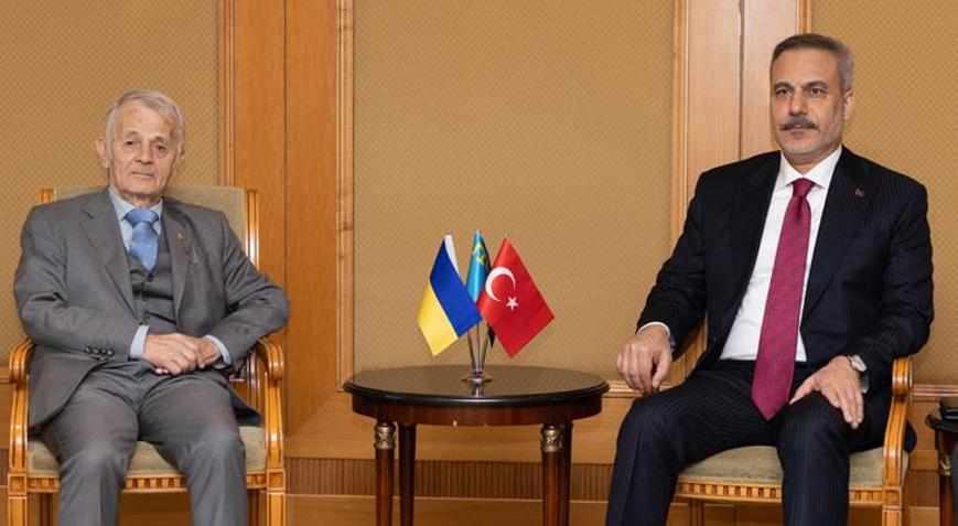 Dışişleri Bakanı Hakan Fidan, Kırım Tatarlarının Milli Lideri Kırımoğlu ile görüştü